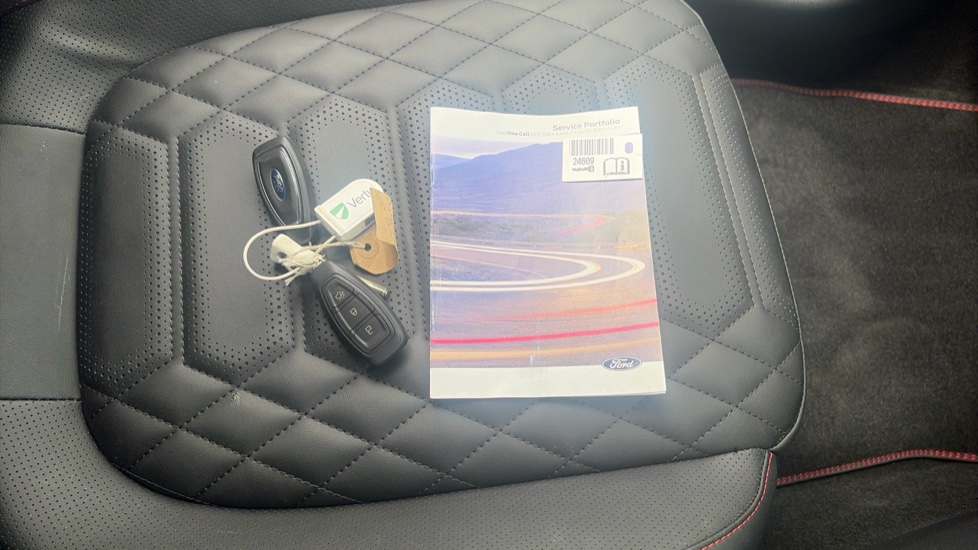 Ford Focus 1.0 EcoBoost Hybrid mHEV ST-Line X 5dr Auto Petrol Hatchback - Image 19