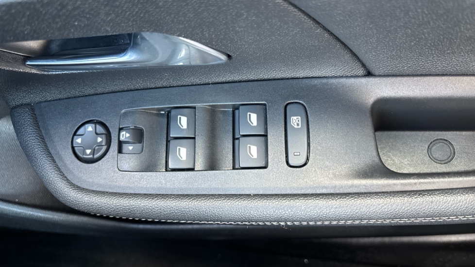 Vauxhall Mokka 1.2 Turbo Ultimate 5dr Auto Petrol Hatchback - Image 23
