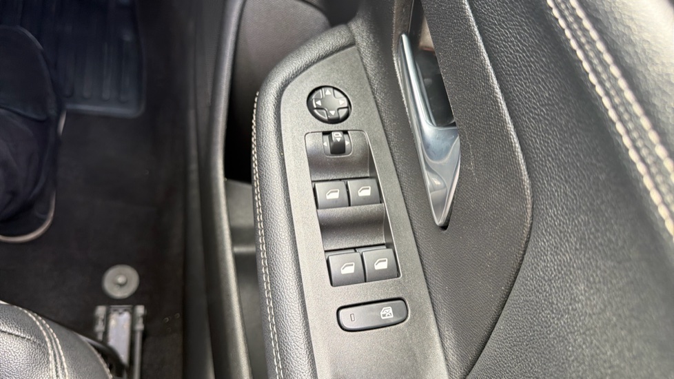 Vauxhall Mokka 1.2 Turbo Ultimate 5dr Auto Petrol Hatchback - Image 24