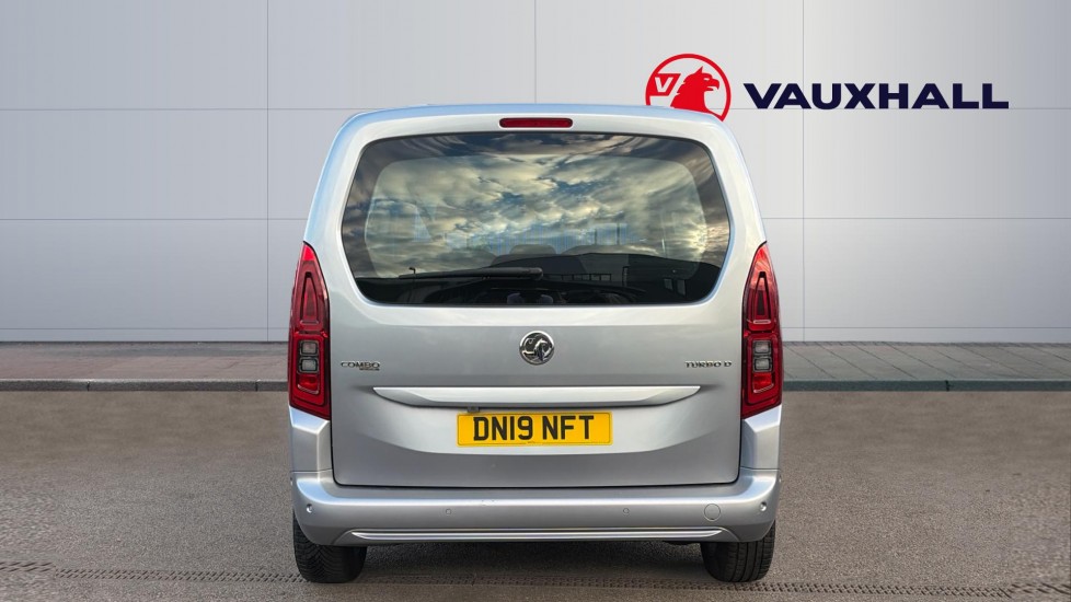 Vauxhall Combo Life 1.5 Turbo D Energy 5dr [7 seat] Diesel Estate - Image 6