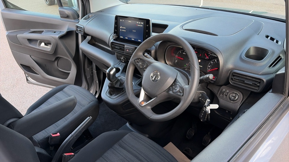 Vauxhall Combo Life 1.5 Turbo D Energy 5dr [7 seat] Diesel Estate - Image 11