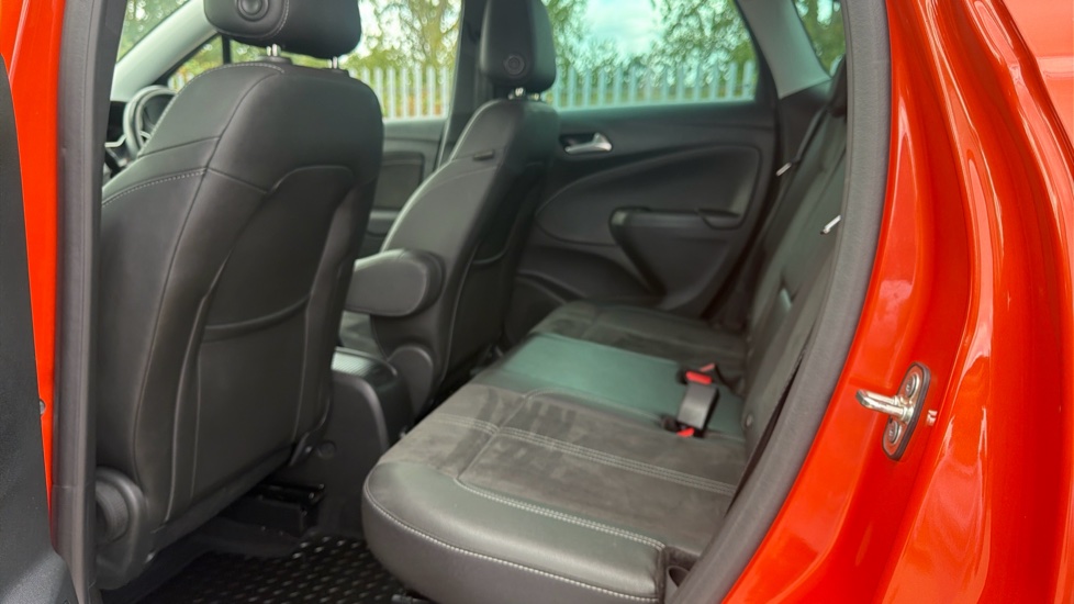 Vauxhall Crossland 1.2 Turbo [130] Ultimate 5dr Auto Petrol Hatchback - Image 16