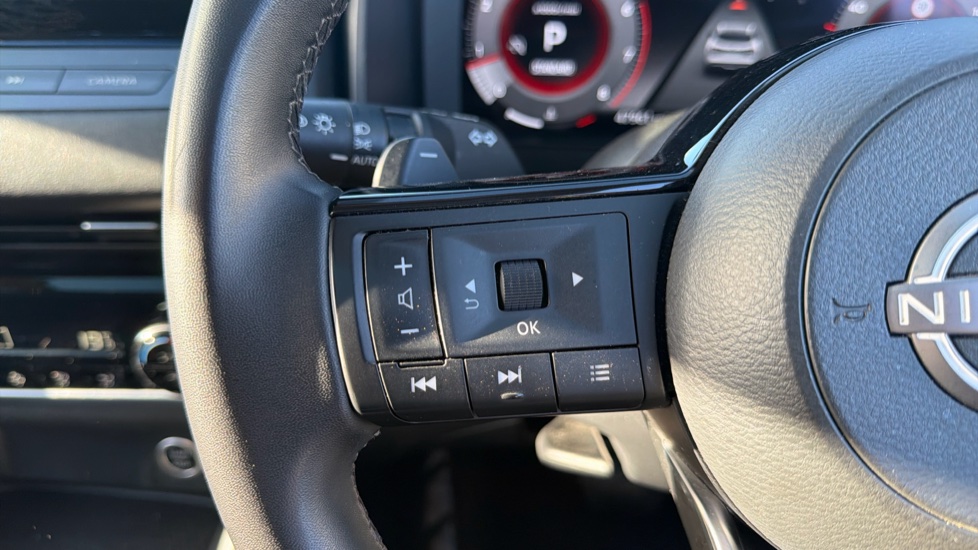 Nissan Qashqai 1.3 DiG-T MH 158 N-Connecta 5dr Xtronic Petrol Hatchback - Image 21