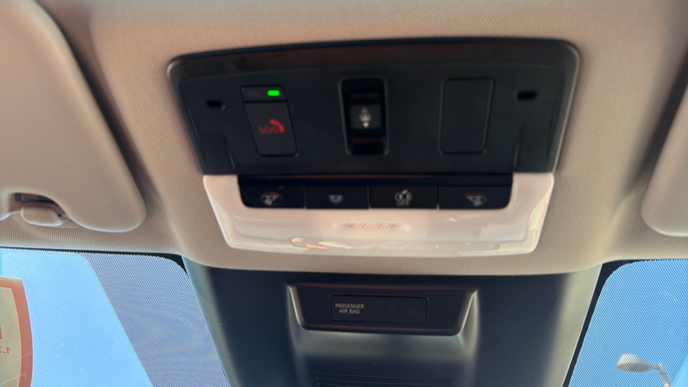 Nissan Qashqai 1.3 DiG-T MH 158 N-Connecta 5dr Xtronic Petrol Hatchback - Image 25