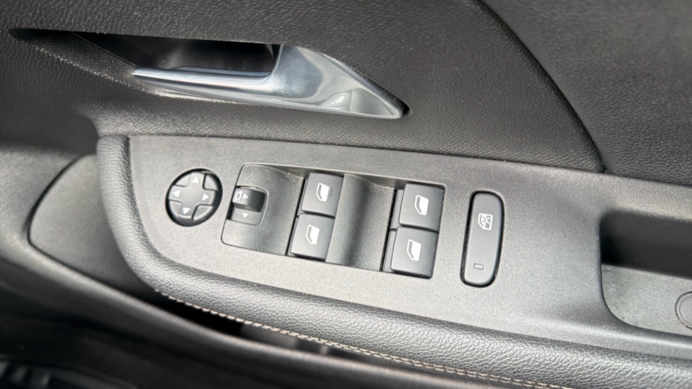 Vauxhall Mokka 1.2 Turbo Ultimate 5dr Auto Petrol Hatchback - Image 27
