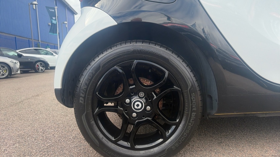 smart fortwo coupe 1.0 Prime 2dr Auto Petrol Coupe - Image 7