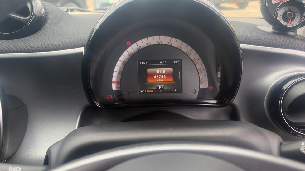 smart fortwo coupe 1.0 Prime 2dr Auto Petrol Coupe - Image 18