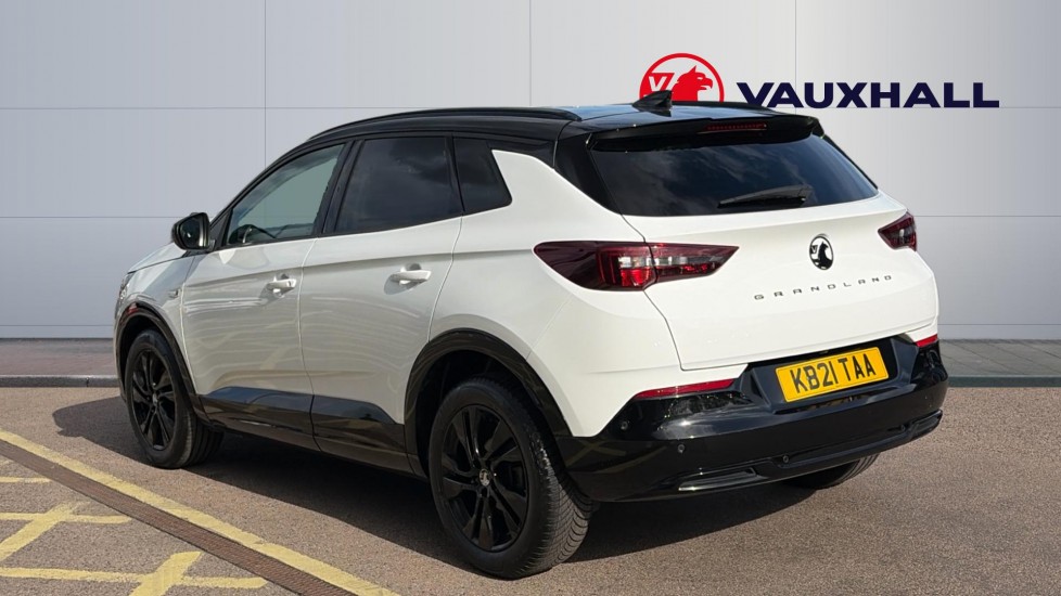 Vauxhall Grandland 1.2 Turbo SRi 5dr Petrol Hatchback - Image 2