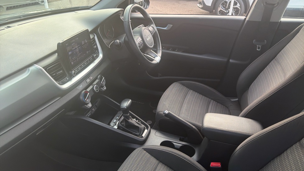 Kia Stonic 1.0T GDi 99 2 5dr DCT Petrol Estate - Image 9