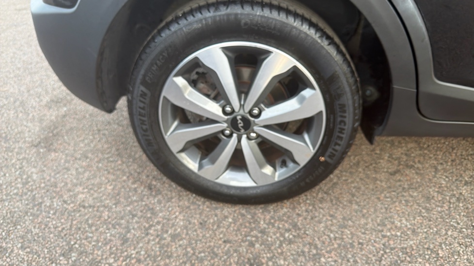 Kia Stonic 1.0T GDi 99 2 5dr DCT Petrol Estate - Image 28