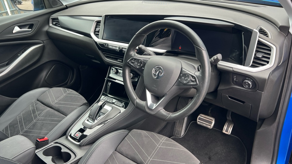 Vauxhall Grandland 1.2 Turbo Ultimate 5dr Auto Petrol Hatchback - Image 11