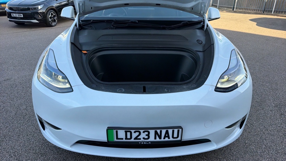 Tesla Model Y Long Range AWD 5dr Auto Electric Hatchback - Image 8