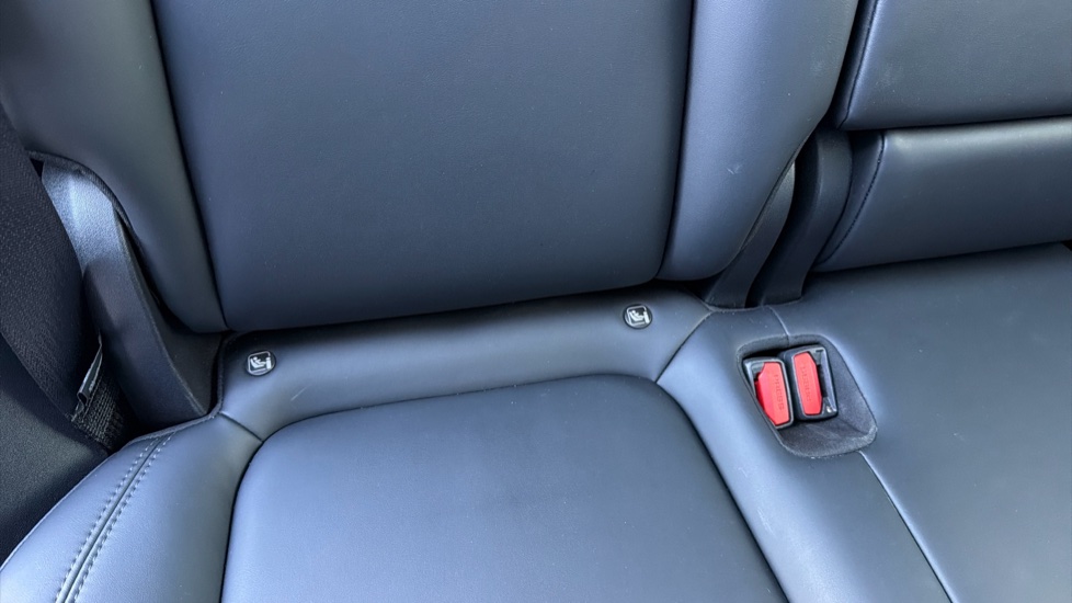 Tesla Model Y Long Range AWD 5dr Auto Electric Hatchback - Image 17