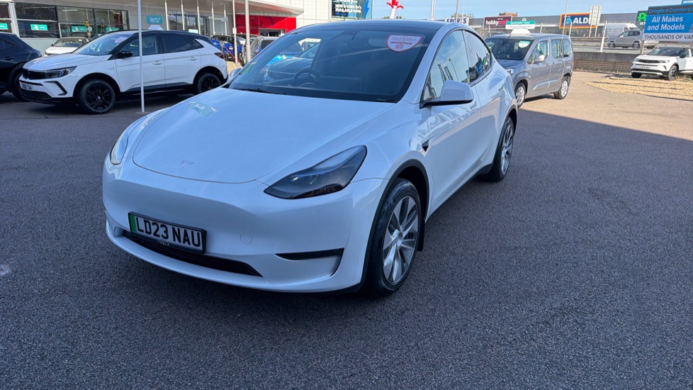 Tesla Model Y Long Range AWD 5dr Auto Electric Hatchback - Image 26