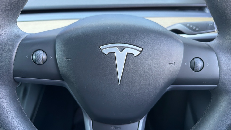 Tesla Model Y Long Range AWD 5dr Auto Electric Hatchback - Image 31
