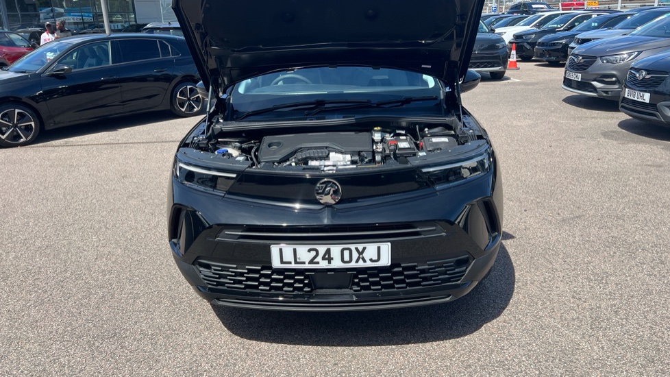 Vauxhall Mokka 1.2 Turbo 136 Design 5dr Petrol Hatchback - Image 8