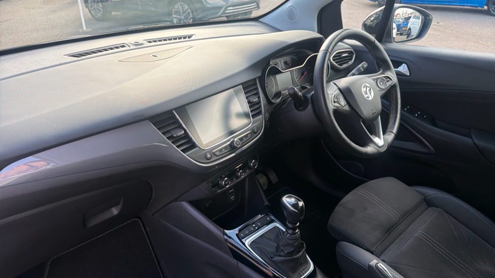 Vauxhall Crossland 1.2 Turbo Ultimate 5dr Petrol Hatchback - Image 9