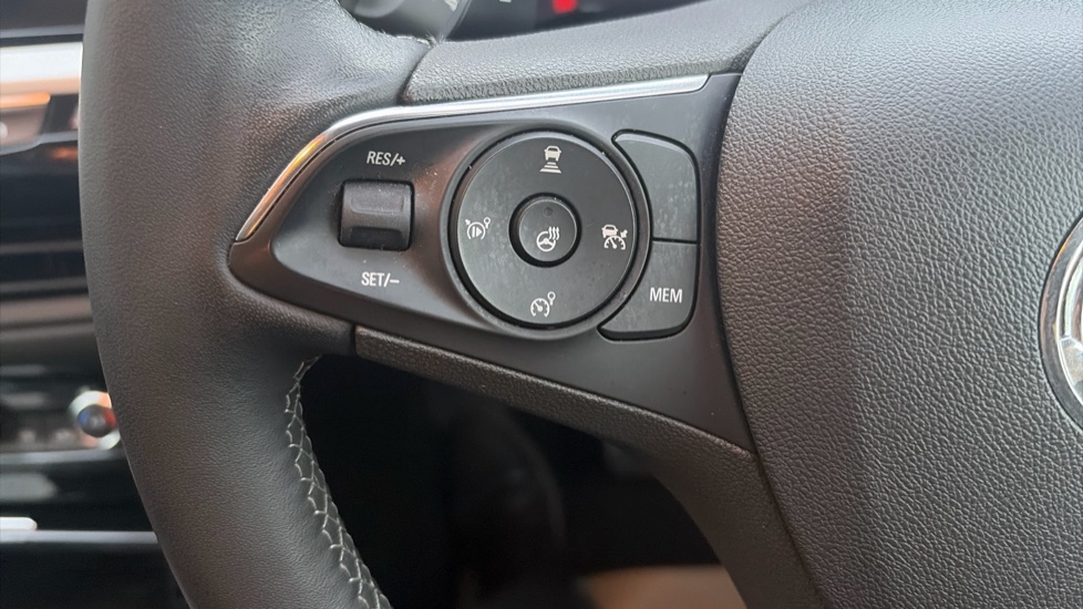 Vauxhall Grandland 1.2 Turbo Ultimate 5dr Auto Petrol Hatchback - Image 30