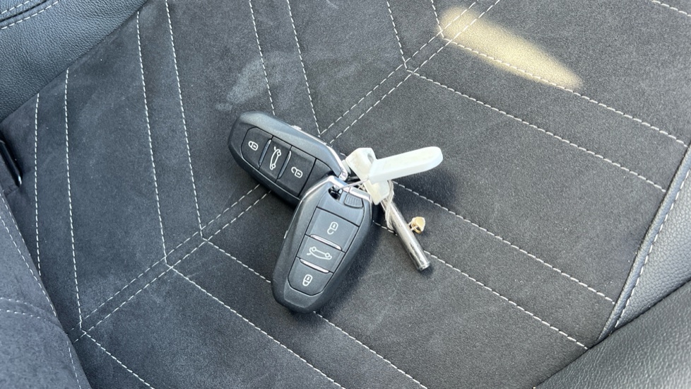 Vauxhall Corsa 1.2 Turbo Ultimate 5dr Auto Petrol Hatchback - Image 20