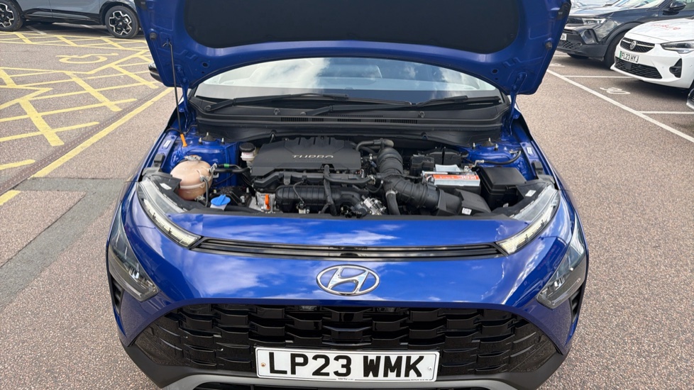 Hyundai BAYON 1.0 TGDi [120] 48V MHEV Ultimate 5dr DCT Petrol Hatchback - Image 8