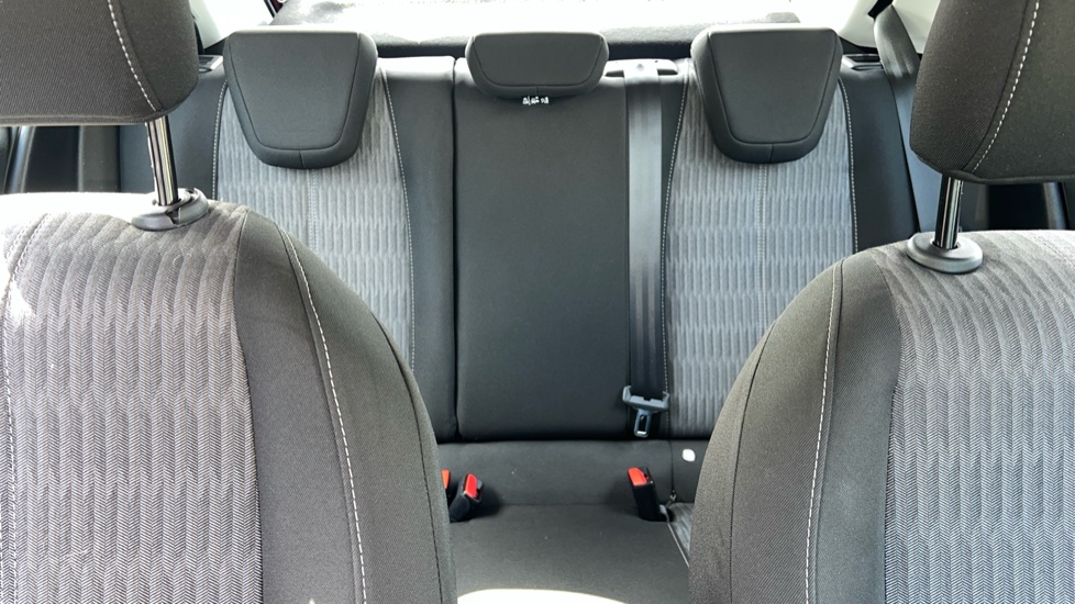 Vauxhall Corsa 1.2 Design 5dr Petrol Hatchback - Image 15