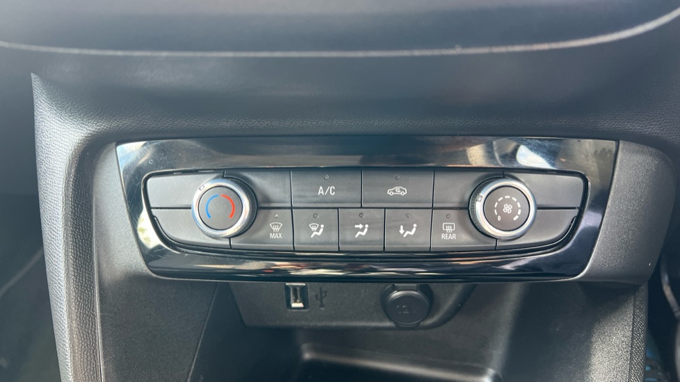 Vauxhall Corsa 1.2 Design 5dr Petrol Hatchback - Image 31