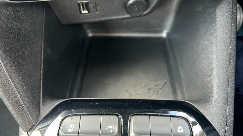 Vauxhall Corsa 1.2 Design 5dr Petrol Hatchback - Image 33