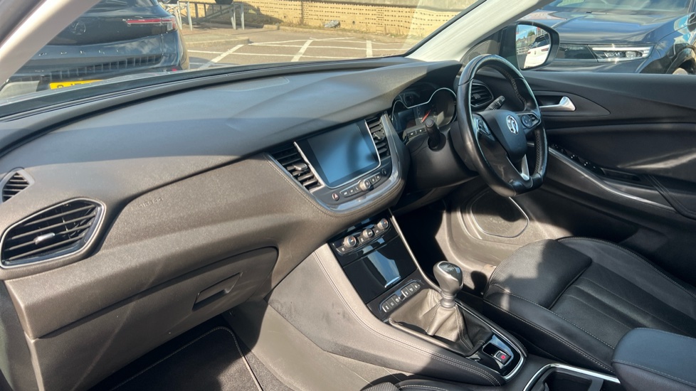 Vauxhall Grandland X 1.2 Turbo Elite Nav 5dr Petrol Hatchback - Image 9