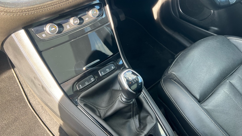 Vauxhall Grandland X 1.2 Turbo Elite Nav 5dr Petrol Hatchback - Image 13