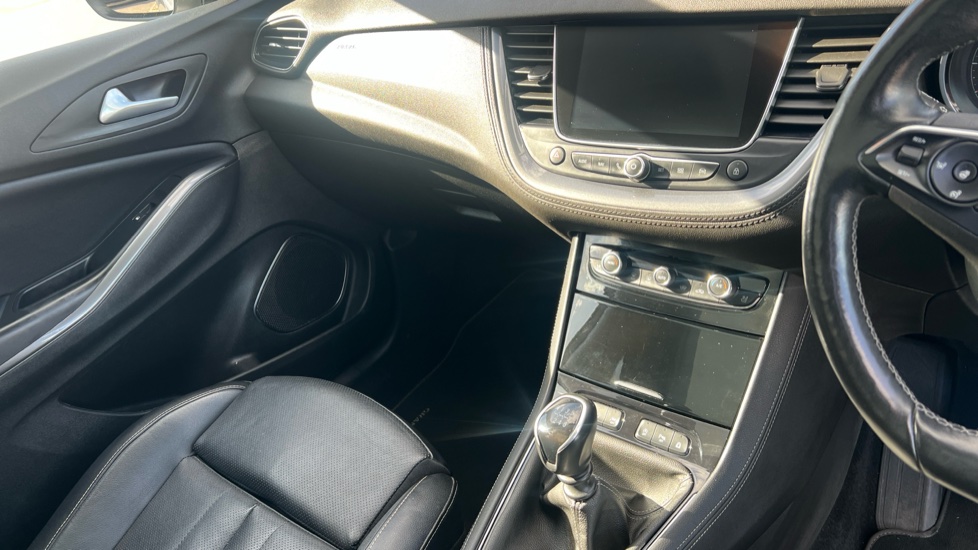 Vauxhall Grandland X 1.2 Turbo Elite Nav 5dr Petrol Hatchback - Image 14