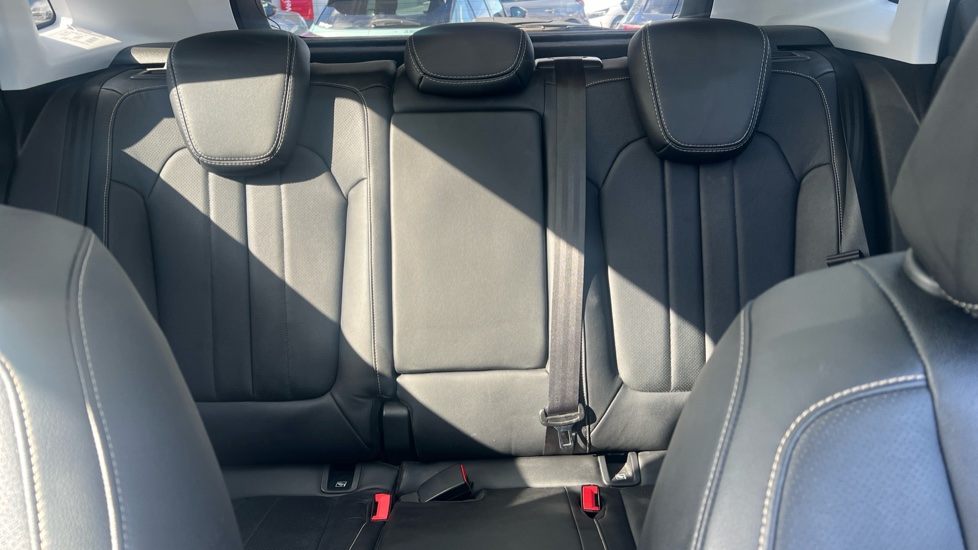 Vauxhall Grandland X 1.2 Turbo Elite Nav 5dr Petrol Hatchback - Image 15