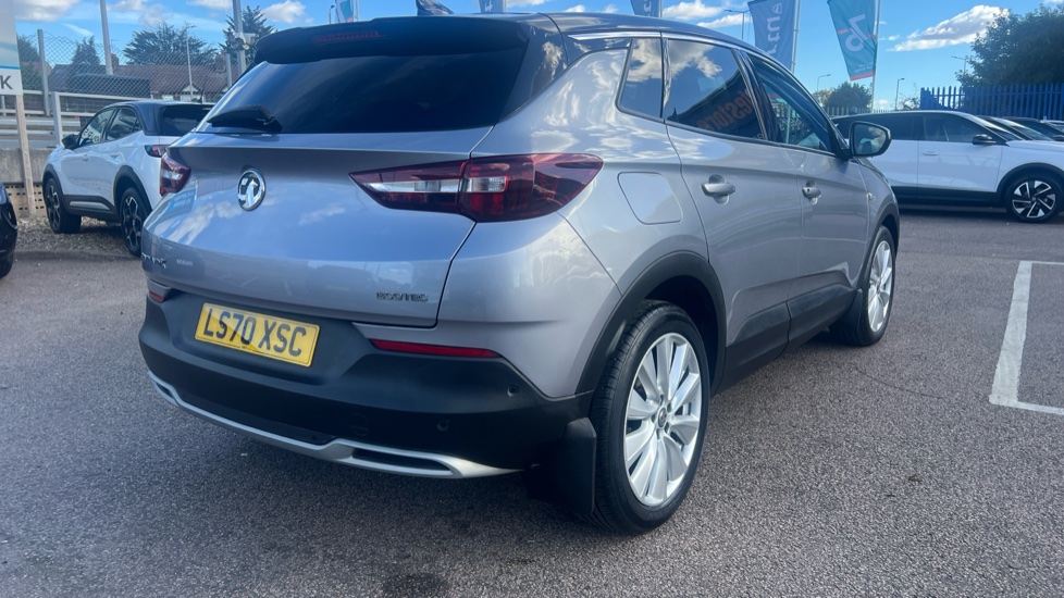Vauxhall Grandland X 1.2 Turbo Elite Nav 5dr Petrol Hatchback - Image 27