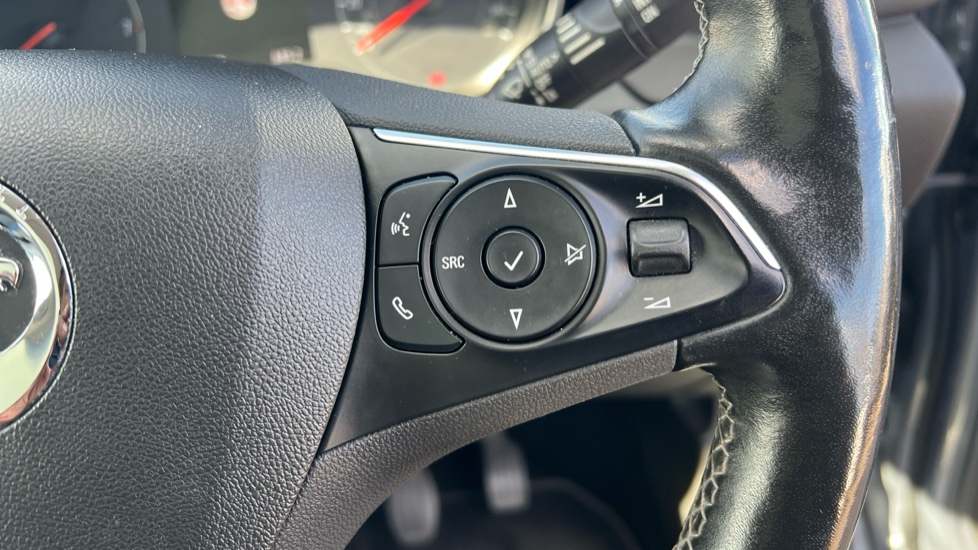 Vauxhall Grandland X 1.2 Turbo Elite Nav 5dr Petrol Hatchback - Image 35