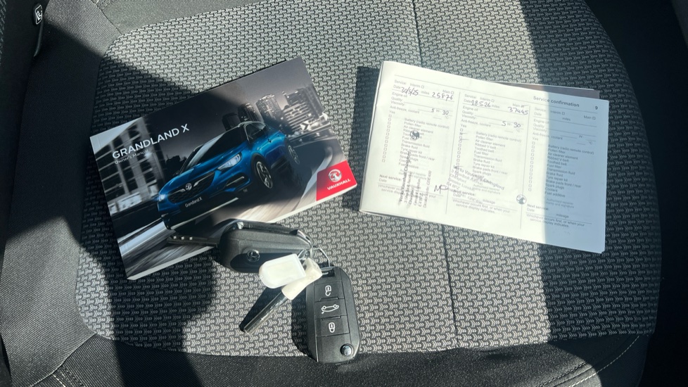 Vauxhall Grandland X 1.2 Turbo SE 5dr Petrol Hatchback - Image 19
