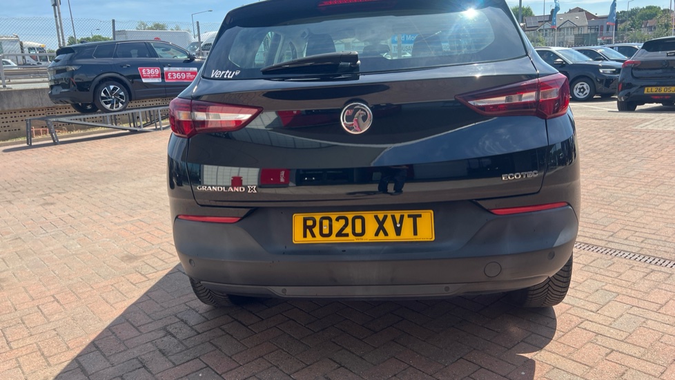 Vauxhall Grandland X 1.2 Turbo SE 5dr Petrol Hatchback - Image 26