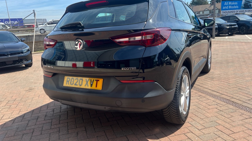 Vauxhall Grandland X 1.2 Turbo SE 5dr Petrol Hatchback - Image 27