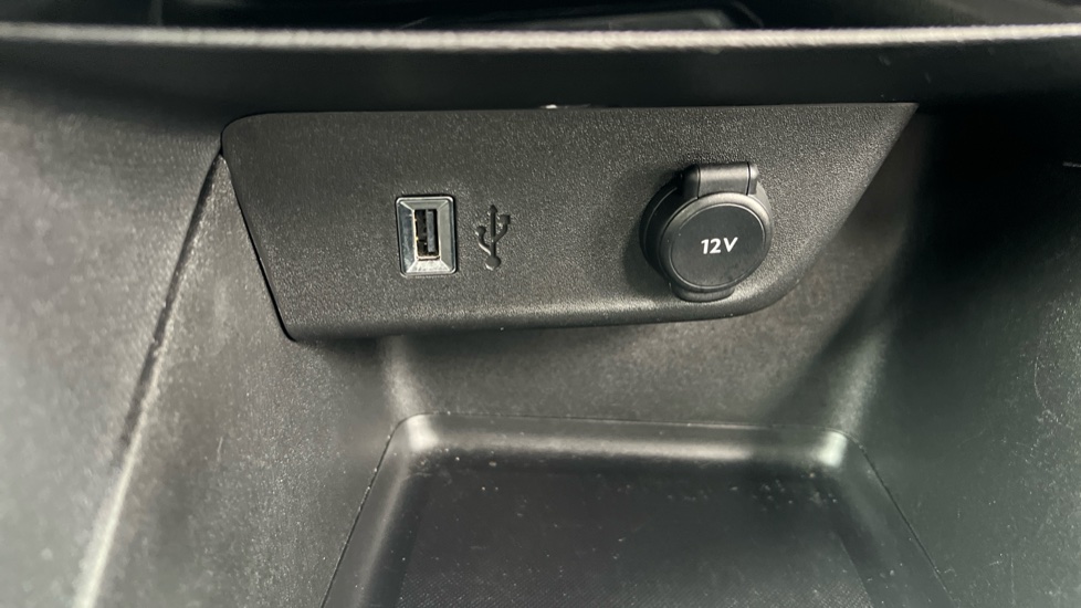 Vauxhall Mokka 100kW GS Line 50kWh 5dr Auto Electric Hatchback - Image 42