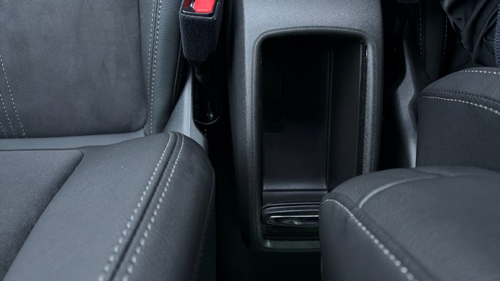 Vauxhall Crossland 1.2 Turbo [130] Ultimate 5dr Auto Petrol Hatchback - Image 32