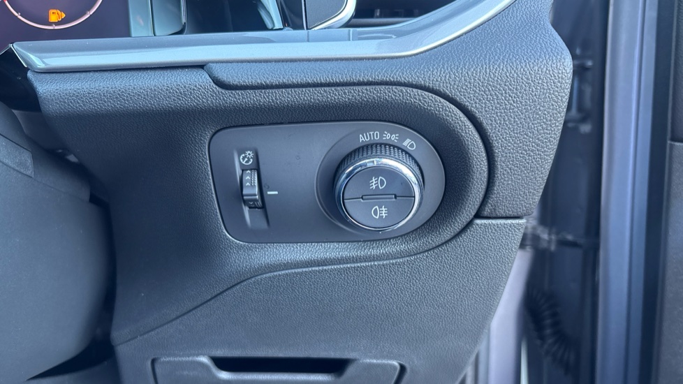 Vauxhall Grandland 1.2 Turbo Ultimate 5dr Auto Petrol Hatchback - Image 30