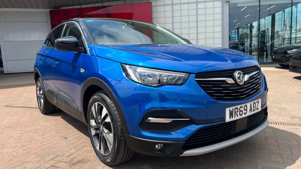 Vauxhall Grandland X 1.2 Turbo SRi Nav 5dr Auto Petrol Hatchback - Image 22