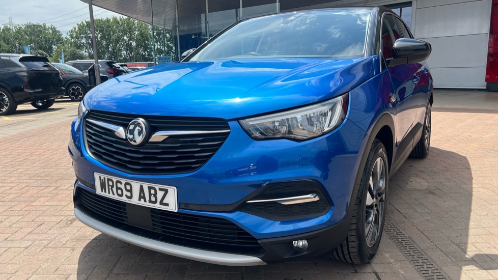 Vauxhall Grandland X 1.2 Turbo SRi Nav 5dr Auto Petrol Hatchback - Image 23