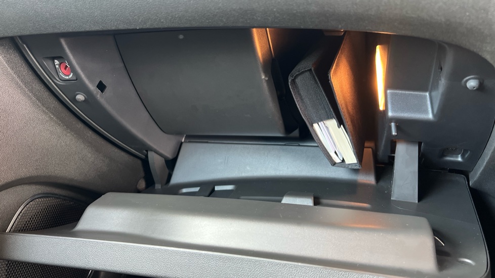 Vauxhall Grandland X 1.2 Turbo SRi Nav 5dr Auto Petrol Hatchback - Image 43
