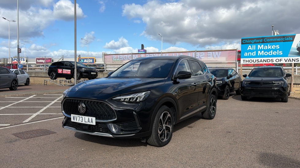 MG HS 1.5 T-GDI Trophy 5dr DCT Petrol Hatchback - Image 18