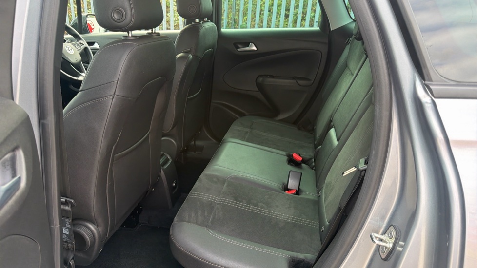 Vauxhall Crossland 1.2 Turbo [130] Ultimate 5dr Auto Petrol Hatchback - Image 16