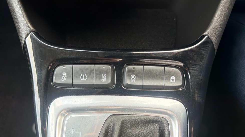Vauxhall Crossland 1.2 Turbo [130] Ultimate 5dr Auto Petrol Hatchback - Image 22