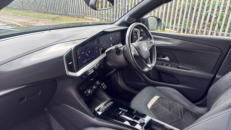 Vauxhall Mokka 100kW Ultimate 50kWh 5dr Auto Electric Hatchback - Image 9