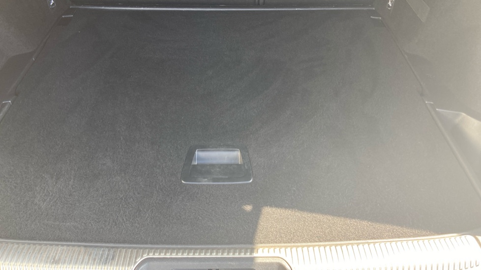 DS 7 Crossback 1.5 BlueHDi Performance Line 5dr EAT8 Diesel - Image 4