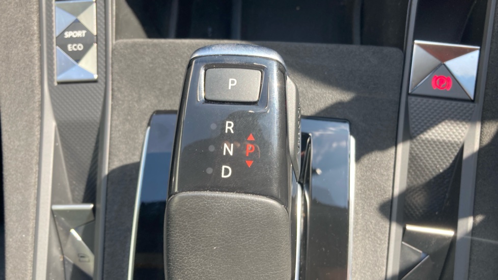 DS 7 Crossback 1.5 BlueHDi Performance Line 5dr EAT8 Diesel - Image 13
