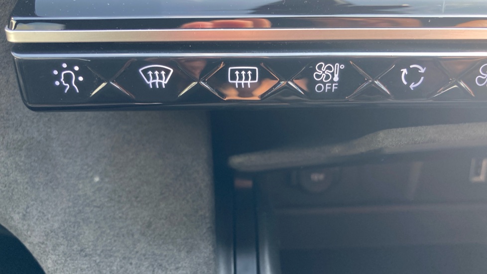 DS 7 Crossback 1.5 BlueHDi Performance Line 5dr EAT8 Diesel - Image 35