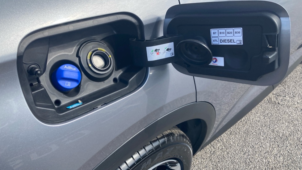 DS 7 Crossback 1.5 BlueHDi Performance Line 5dr EAT8 Diesel - Image 65